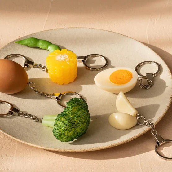 yumazing Schlüsselanhänger “Edamame” | Grüne Bohne für unterwegs | yumazing