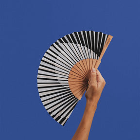 A Fan of Fächer “Minimal Melody” | Reduziertes Muster | A Fan of