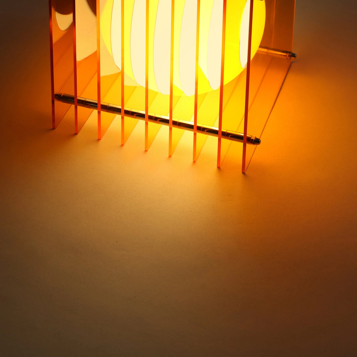 BANG Leuchte BANG “LOP Small Square Orange” | Kompakte Lampe in Orange