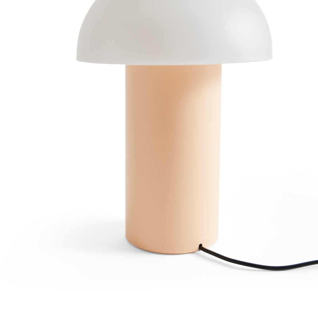 HAY Tischleuchte „PC Portable Lamp Blush Peach“ | Sanfte Lichtquelle | HAY