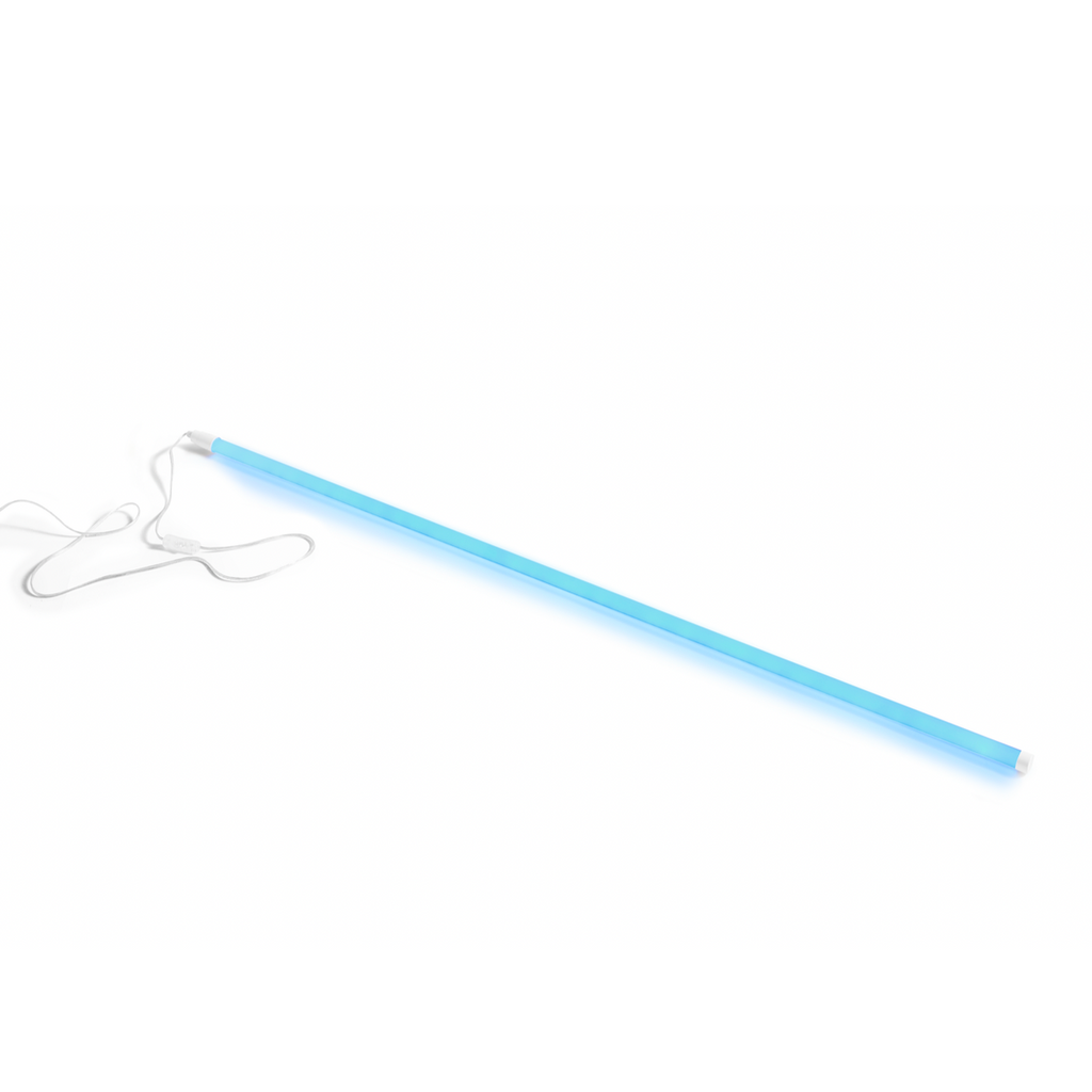 HAY Leuchte „Neon Tube Ice Blue“ | Kühle LED-Röhre mit modernem Touch | HAY