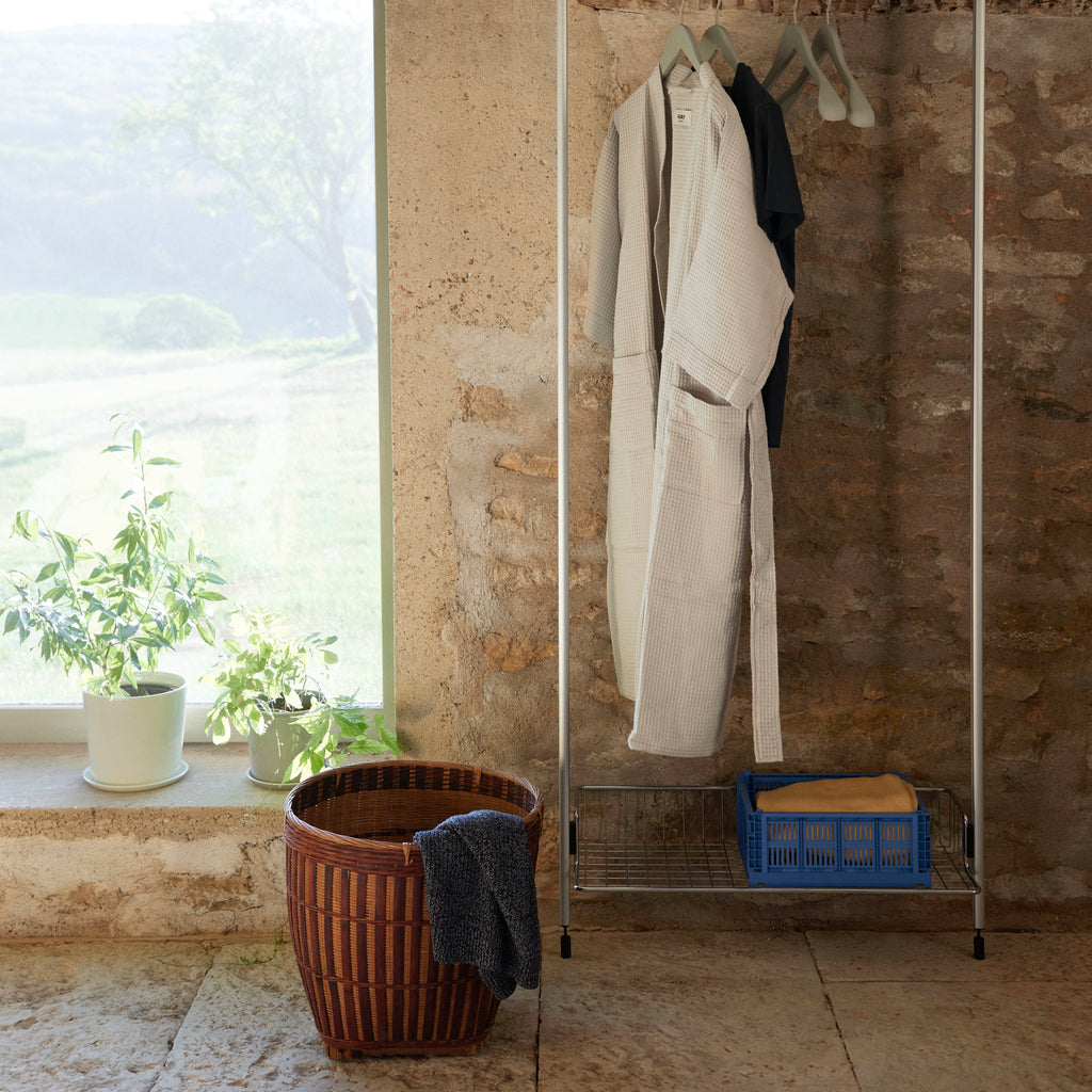 HAY Faltbox „Colour Crate Medium Electric Blue“ | Kräftig & funktional | HAY