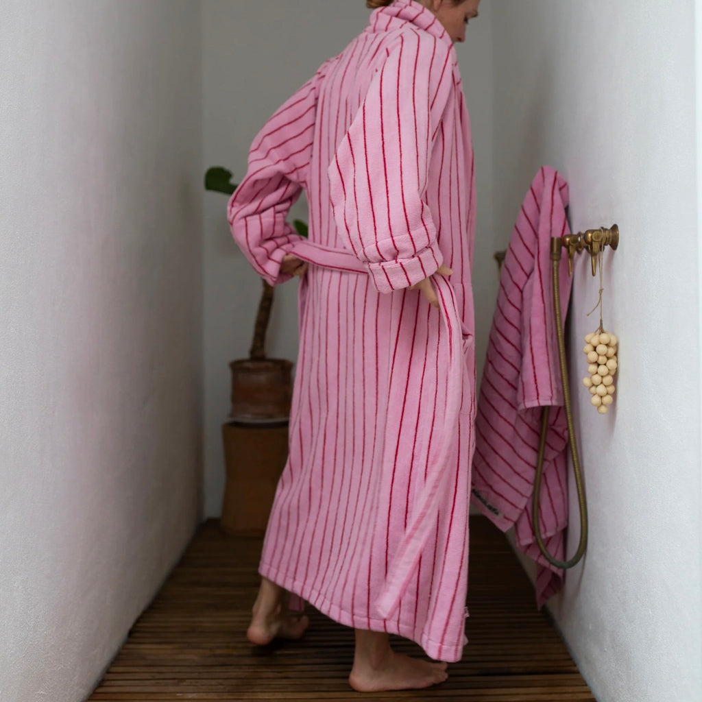 BONGUSTA Bademantel „Naram Baby Pink & Sky Patrol Red“ (S/M) | BONGUSTA | Kuscheliger Bademantel
