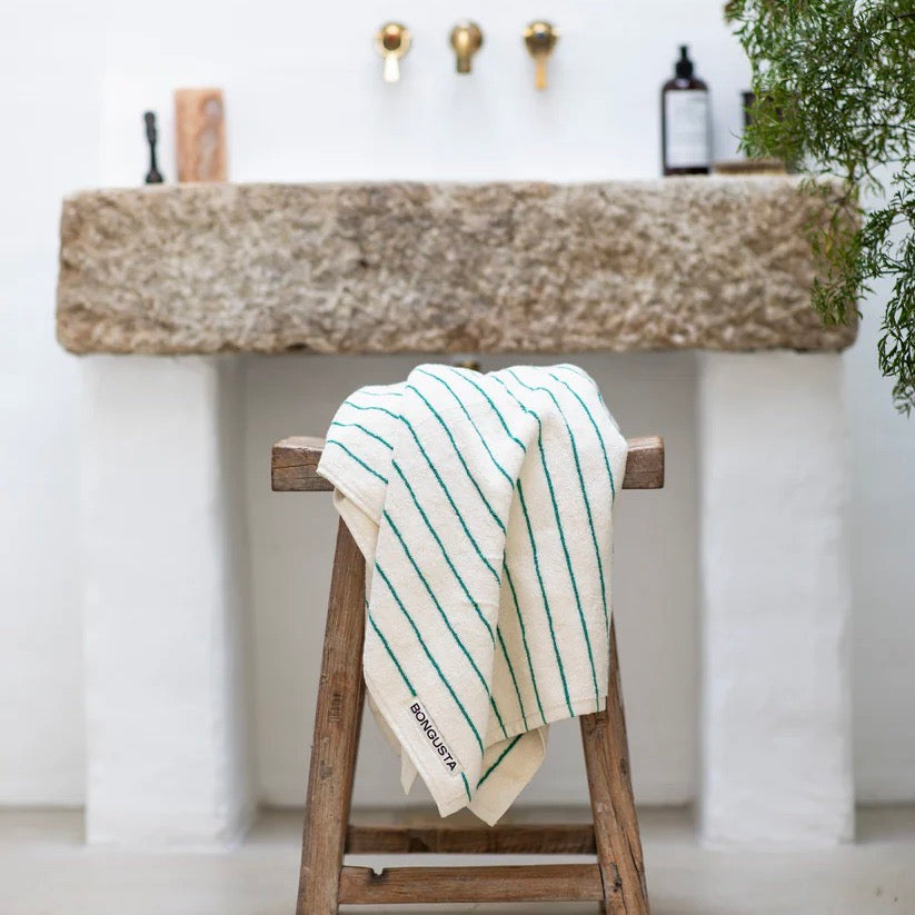 BONGUSTA Badetuch BONGUSTA “Pure White & Grass” | 70x140cm Baumwolle | Zeitlos & Naturverbunden