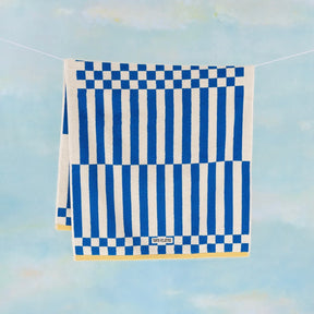 Tarta Gelatina Badetuch “Clubhouse Blau” 70 × 140 cm | Weiche Bio-Baumwolle | Tarta Gelatina