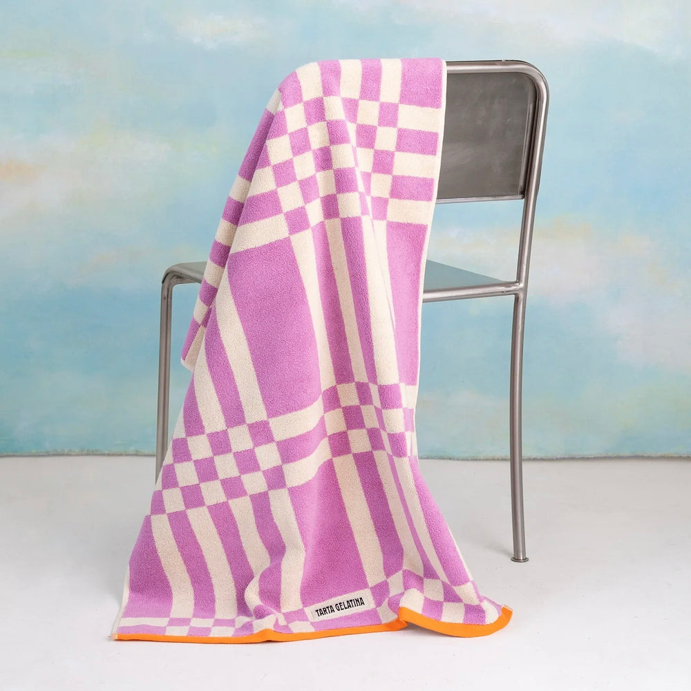 Tarta Gelatina Badetuch “Marina Magenta” 70 × 140 cm | Weiche Bio-Baumwolle | Tarta Gelatina