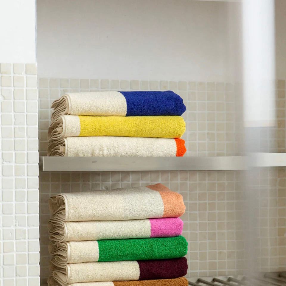 SUITE702 Badetuch „Royal Blue-Peach“ (70x140cm) | SUITE702 | Elegantes Badetuch