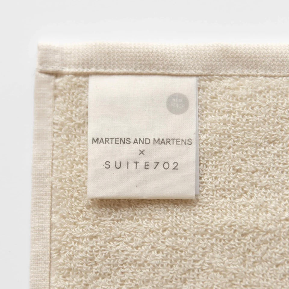 SUITE702 Badetuch „Royal Blue-Peach“ (70x140cm) | SUITE702 | Elegantes Badetuch