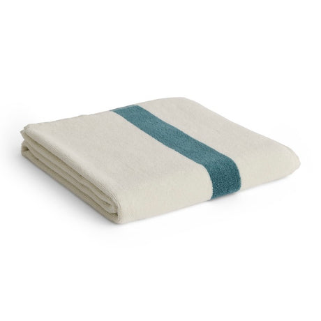 HAY Badetuch „Stripe Petrol Blue“ 70x140cm | Weiche Baumwolle | HAY