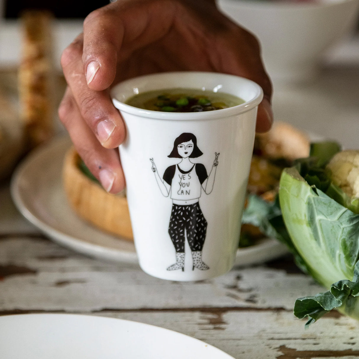 helen b Becher helen b „Yes You Can“ | Design mit Illustrationen von Helen Blanchaert