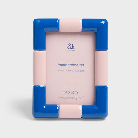 &Klevering Bilderrahmen „Rift Blue“ | Organisch geformtes Design | &Klevering