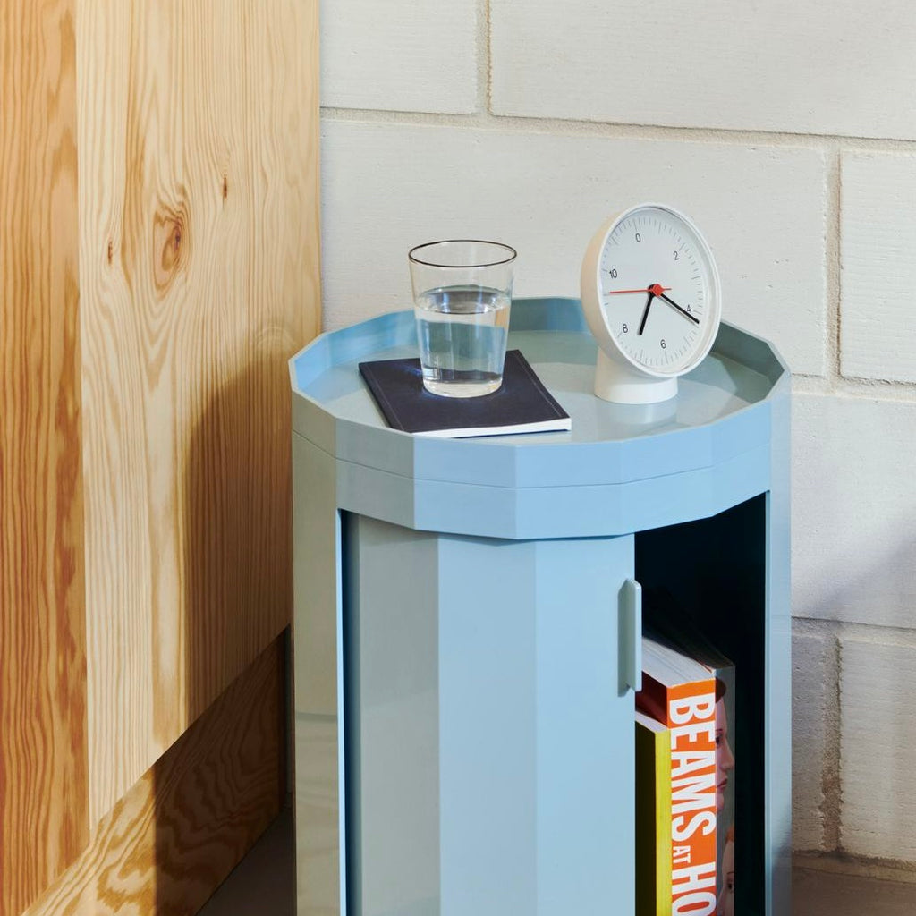 HAY Standuhr „Table Clock White“ | Klar & komplementär | HAY