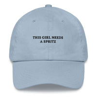 The Refined Spirit Cap The Refined Spirit "This Girl Needs a Spritz" | Hellblau | Lässig & Trendy