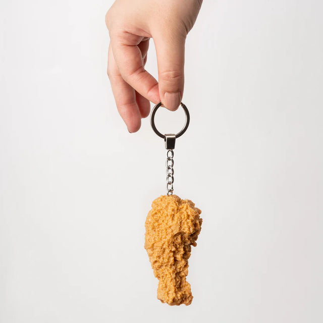yumazing Schlüsselanhänger “Crispy Fried Chicken” | Knuspriger Eyecatcher | yumazing
