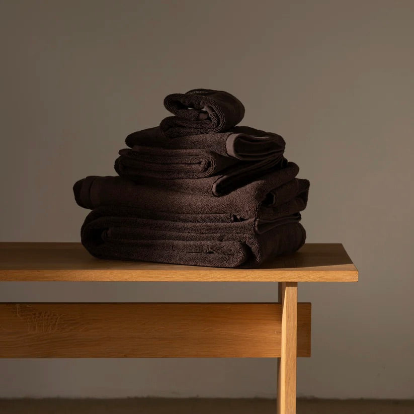 BONGUSTA Badelaken „Naram Coffee 100×150 cm“ | Edler Farbton | BONGUSTA