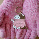 ALL THE WAYS TO SAY Schlüsselanhänger “2 Cats in a Sweater” | Süßer Duo Charm | ALL THE WAYS TO SAY