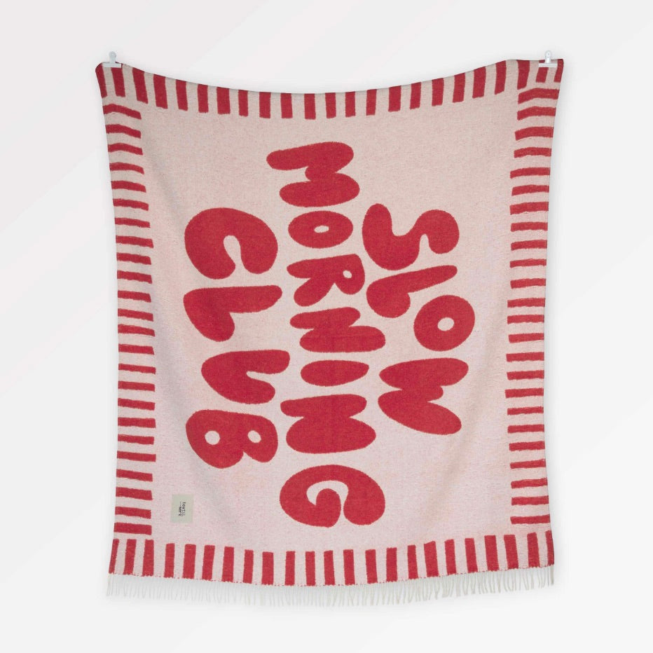 Textilwerk Decke „Slow Morning Club“ (150x200cm) | Textilwerk | Für Morgenmuffel