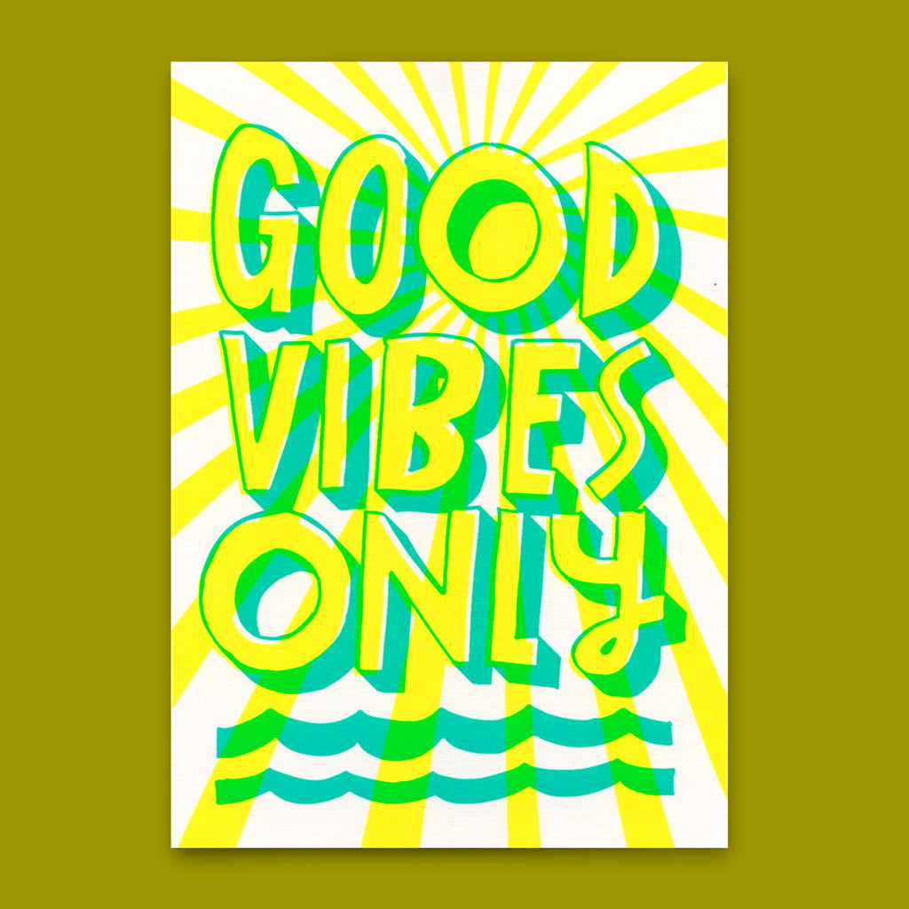 Deli Cards Postkarte "Good vibes only" | Coole Karte mit Spruch