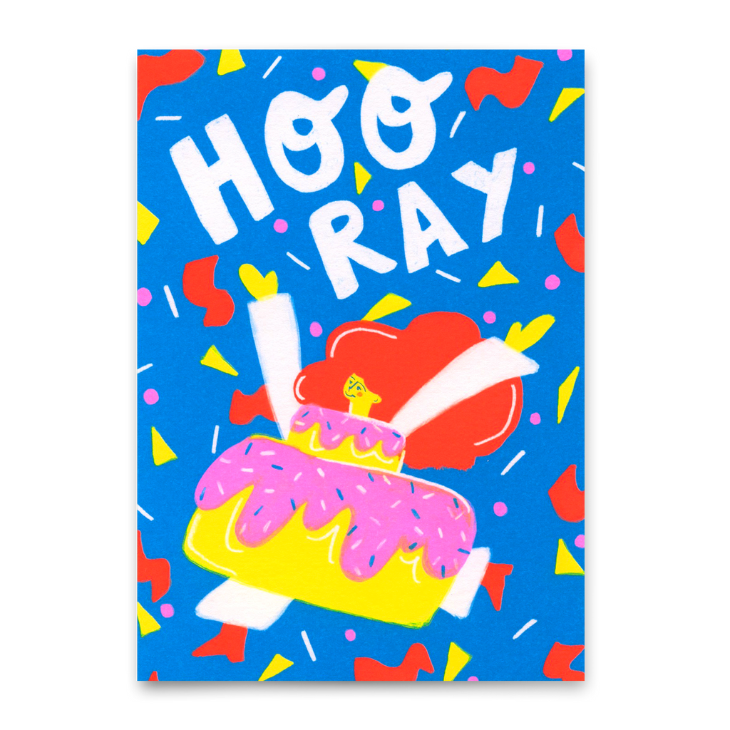 Deli Cards Postkarte "Hooray cake costume" | Schöne Karte zum Geburtstag