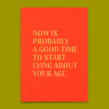 Deli Cards Postkarte "Lying about age" | Lustige Karte mit Spruch zum Geburtstag