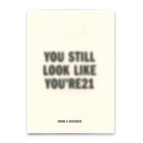 Deli Cards Postkarte "From a Distance Blurred" | Lustige Karte zum Geburtstag