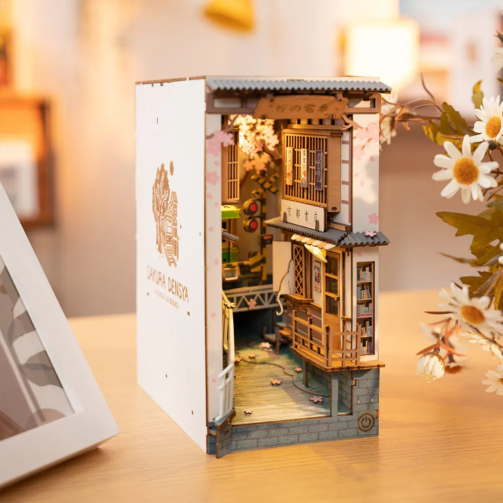 Rolife DIY-Set Rolife “Sakura Densya” | Holz | Japanischer Charme