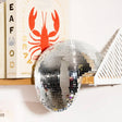 L'expressionist Disco-Kugel Skulptur | Spiegelnde Deko | L'expressionist