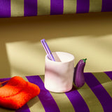 Fluid Market Tasse „Eggplant“ | Becher in Auberginenform | Fluid Market