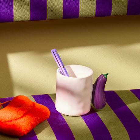 Fluid Market Tasse „Eggplant“ | Becher in Auberginenform | Fluid Market