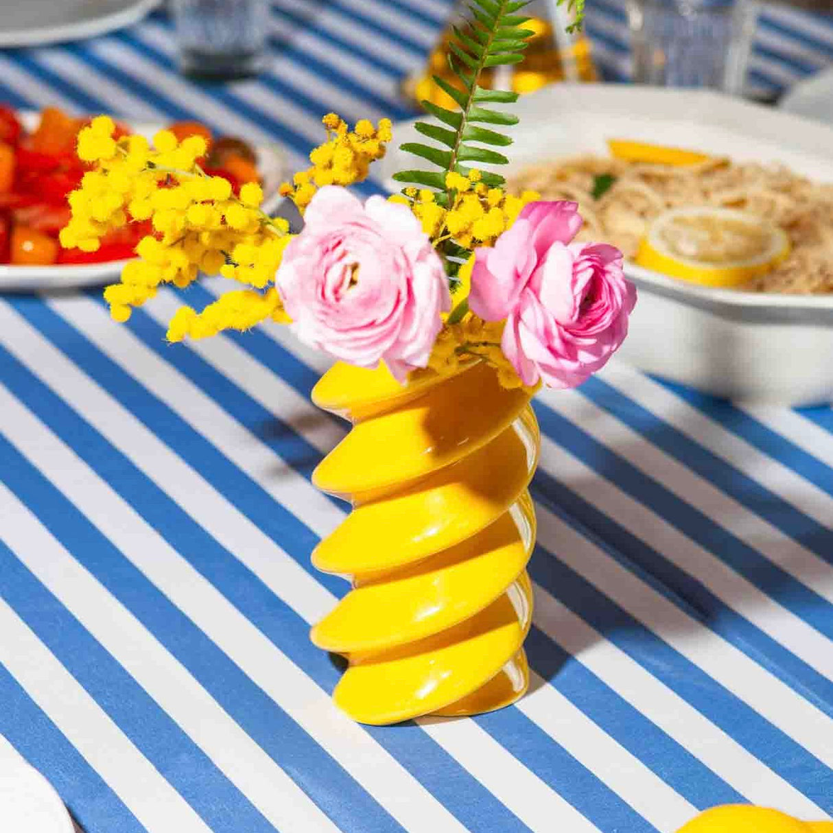 DOIY Vase „Fusilli S“ | Organisch geformt | DOIY