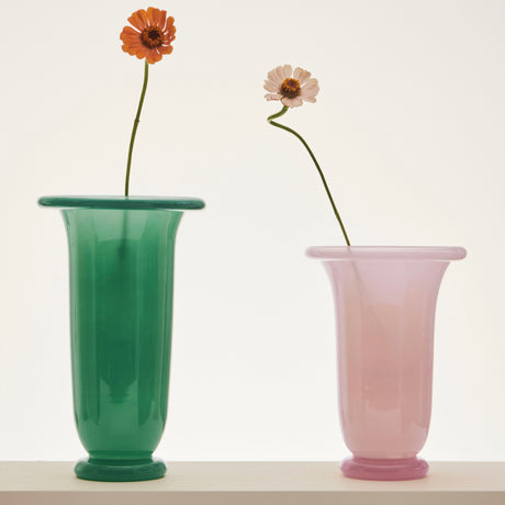 HAY Vase „Empire Medium Light Pink“ | Stilvolles Objekt für jeden Raum | HAY