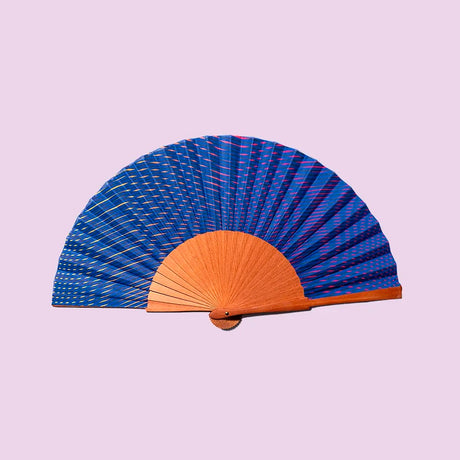 A Fan of Fächer „Dancing Waves“ | A Fan of | Cooler Fächer für den Sommer