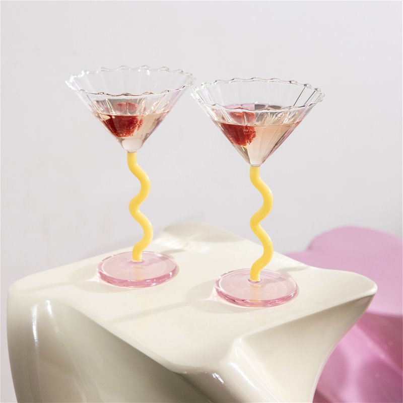 &Klevering Glas &Klevering „Coupe Curve Caramel“ | Trendiges Glas für stilvolle Drinks