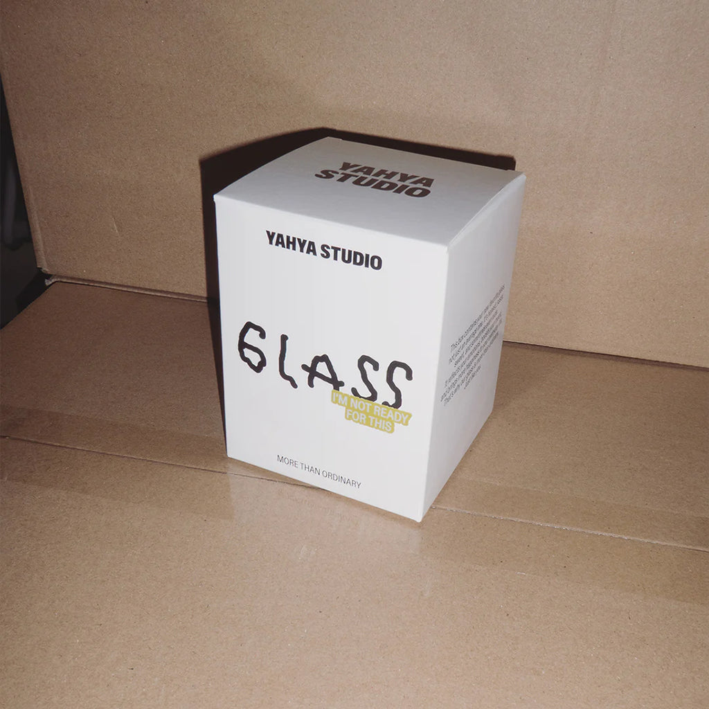 YAHYA Studio Glas „Not Ready (L)“ | Stimmungsvoll & ehrlich | YAHYA Studio