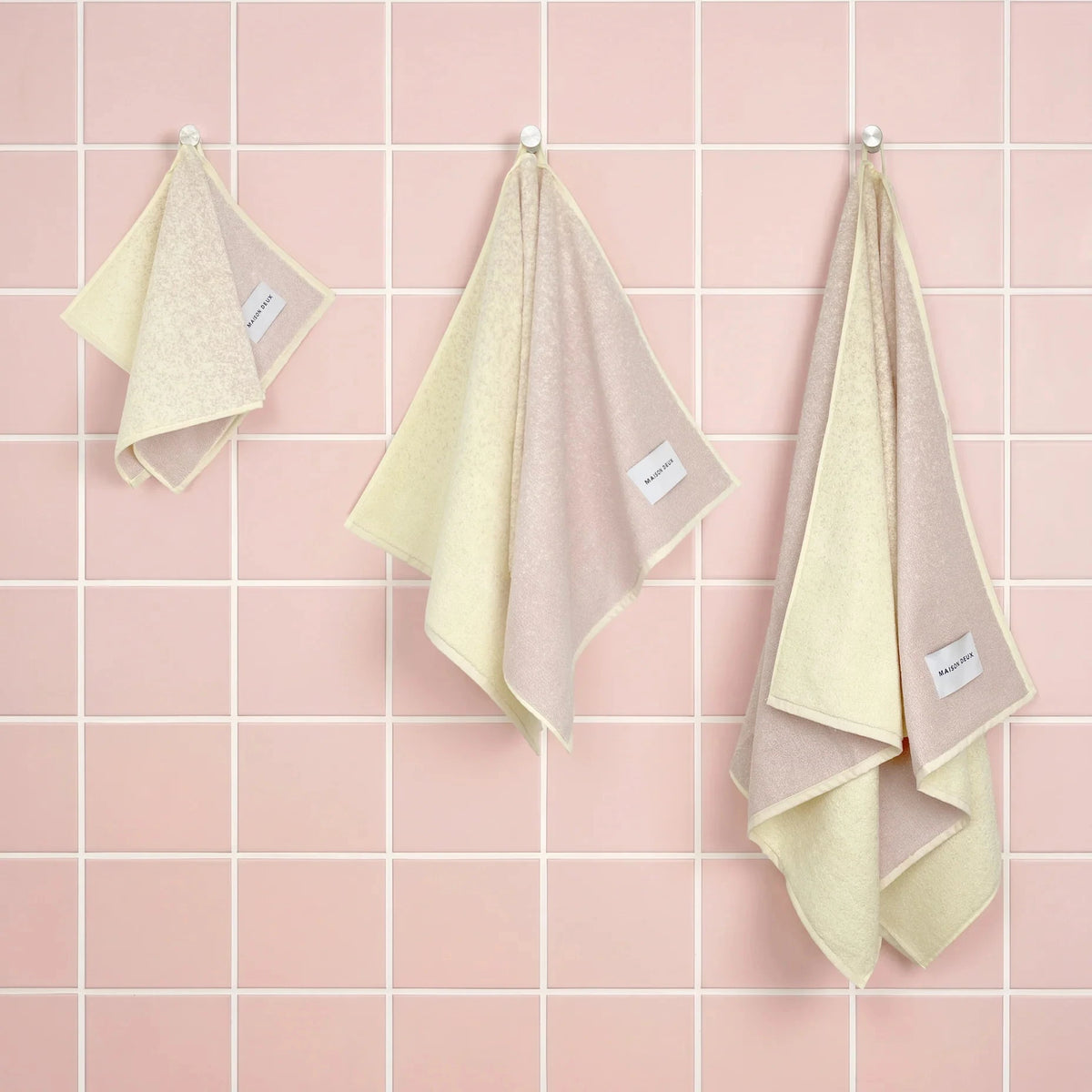 Badetuch “Gradient Buttergelb Rosa” 70x140 cm | Maison Deux