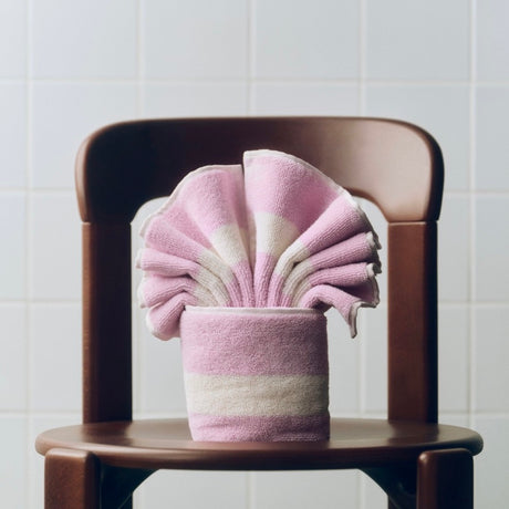 HAY Handtuch „Stripe Cool Pink“ 40x60cm | Farbige Akzente | HAY
