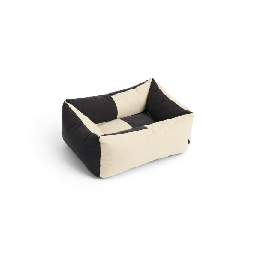 HAY Hundebett „XS Black & White“ | Kompakter Schlafplatz | HAY Dogs