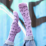 Eat Mielies Weird Illustration Socken "Titties" Purple Eat Mielies Weird Illustration | Bunte Baumwollstrümpfe
