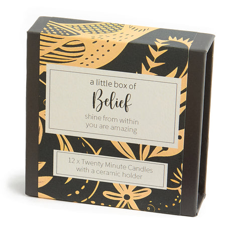 Cotton & Grey Kerzen “Twenty Minute Candles Belief” | 12 Ritualkerzen mit Halter | Cotton & Grey