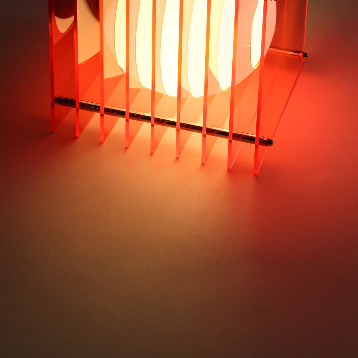 BANG Leuchte “Square Small” Pink | Pink Power in Lichtform | BANG