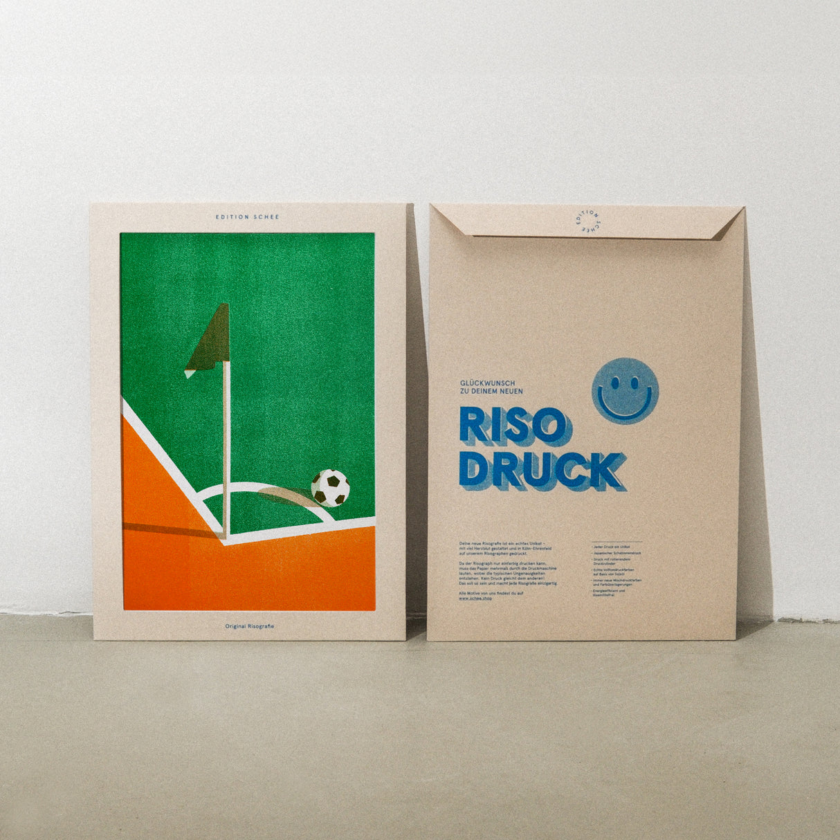 Edition SCHEE On the pitch (DIN A3) | Edition SCHEE | Risographie