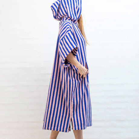BONGUSTA Poncho „Naram Dazzling Blue & Rose“ (S/M) | BONGUSTA | Cooler Poncho für dich