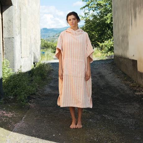 BONGUSTA Poncho „Naram Tropical & Creme L/XL“ | Locker & bequem | Bongusta