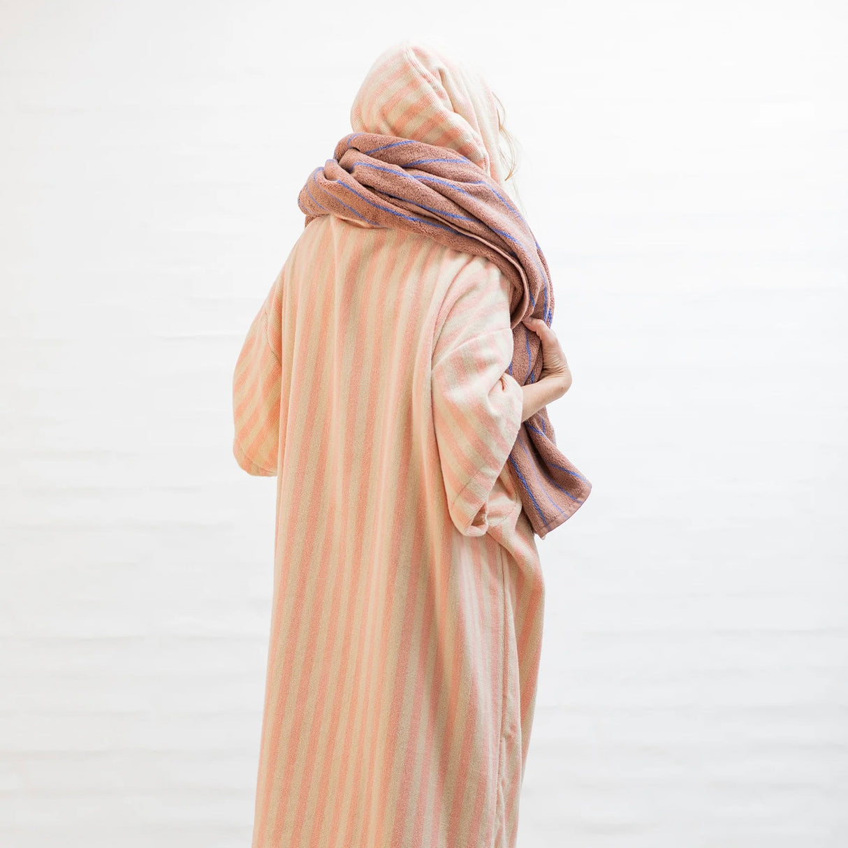 BONGUSTA Poncho „Naram Tropical & Creme L/XL“ | Locker & bequem | Bongusta