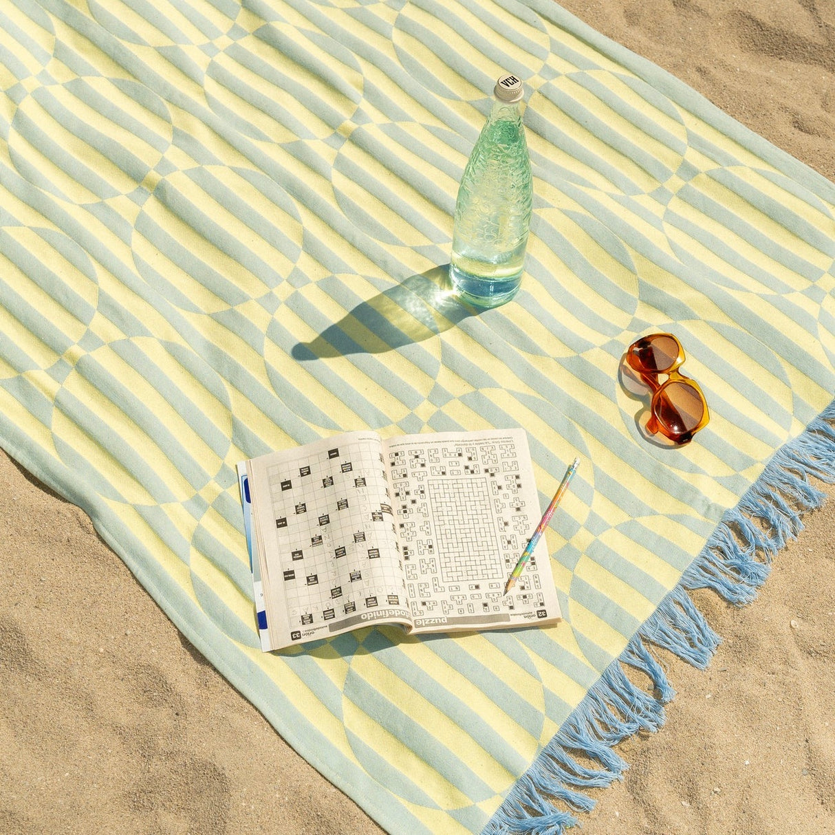 Tarta Gelatina Strandtuch “Blaubeerlimonade” 100 × 170 cm | Sommerliches Design | Tarta Gelatina