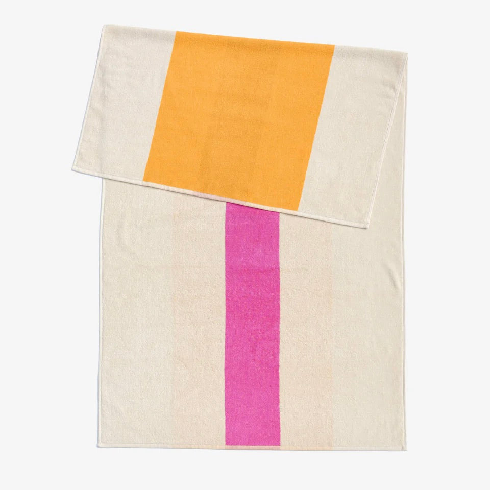 SUITE702 Strandtuch „Sunny Yellow-Pink“ (90x180cm) | SUITE702 | Farbintensives Strandtuch