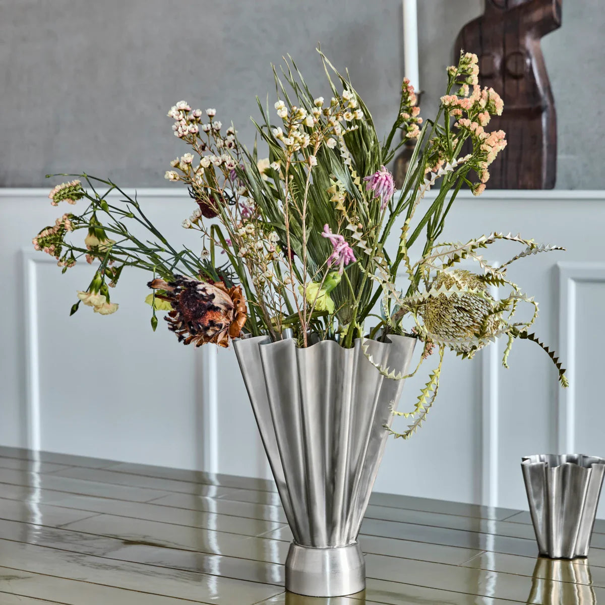 Vase “Flood Large” Silber | Skulpturales Design | House Doctor
