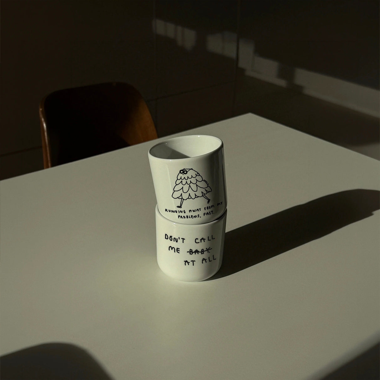 YAHYA Studio Becher YAHYA Studio “Running away fast” | Witzig | aus Porzellan