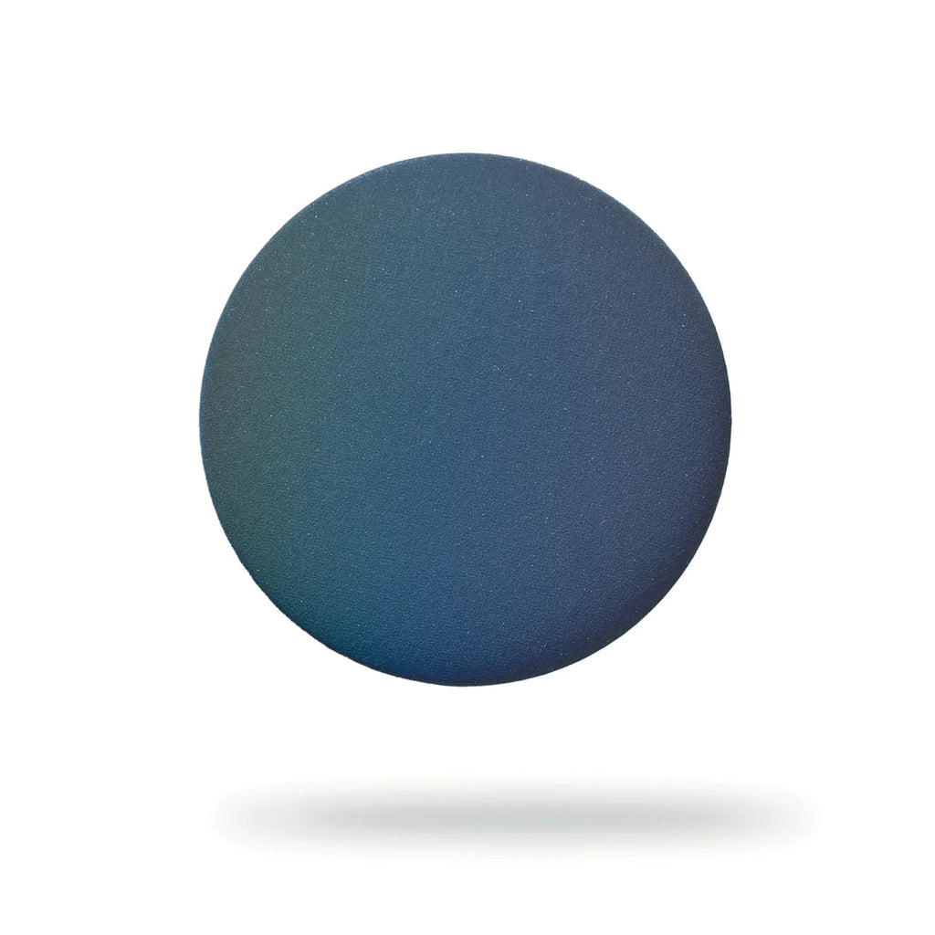 March Design Studio Reflective Badge Maxi Black Rainbow
