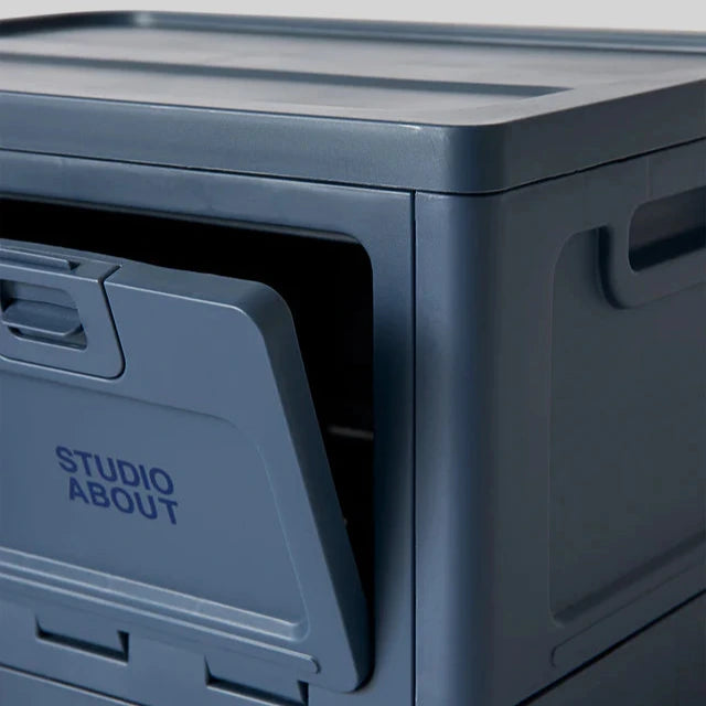 Studio About Aufbewahrungsbox „Large Dark Blue“ | Klare Form, tiefer Ton | Studio About